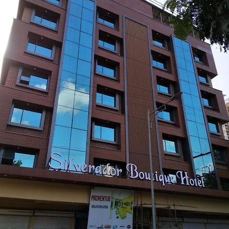 Silverador Boutique Hotel Thane Exterior photo